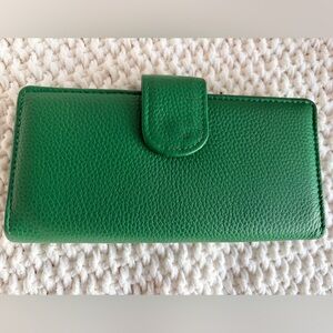 Green Genuine Leather Wallet | Multi Card Organizer | Snap Closure